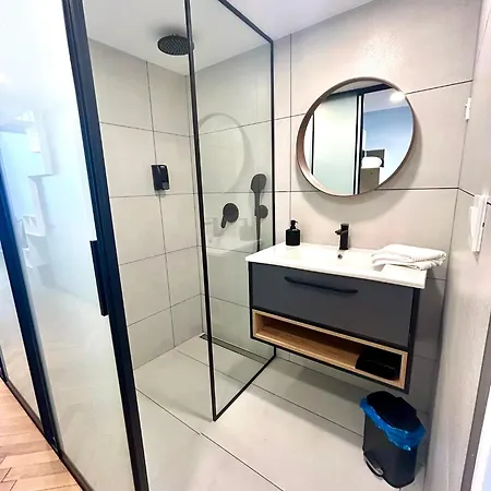 K-12 Loft Apartments *